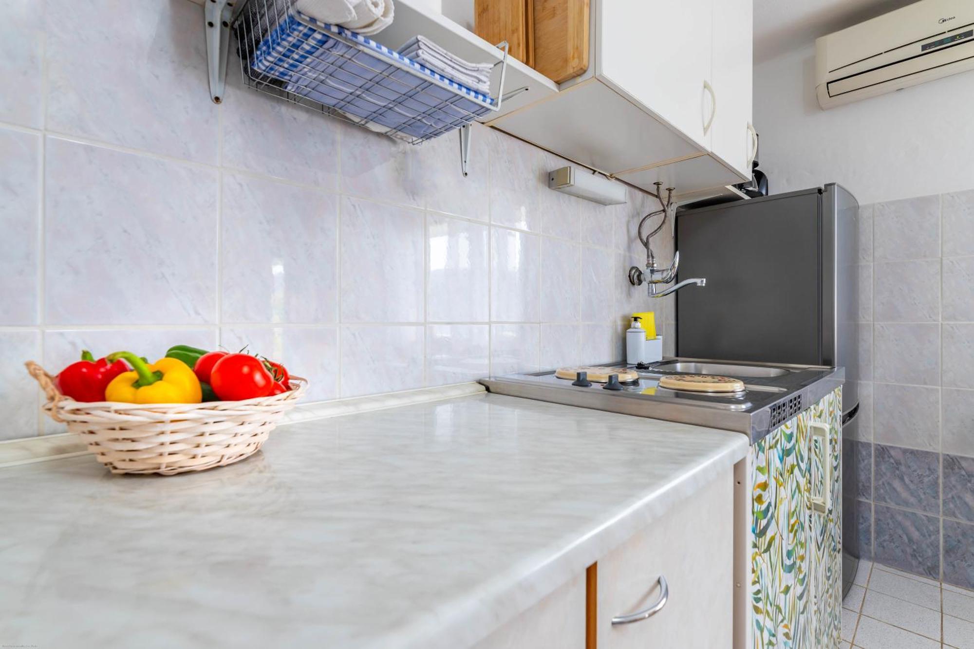 Apartments Katarina Baška Eksteriør bilde