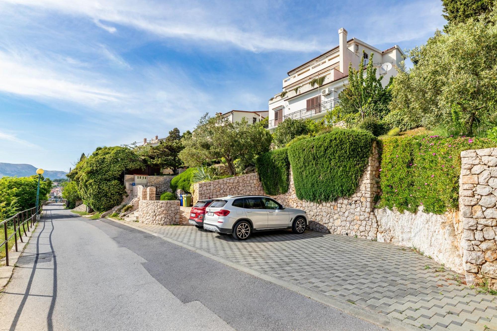 Apartments Katarina Baška Eksteriør bilde